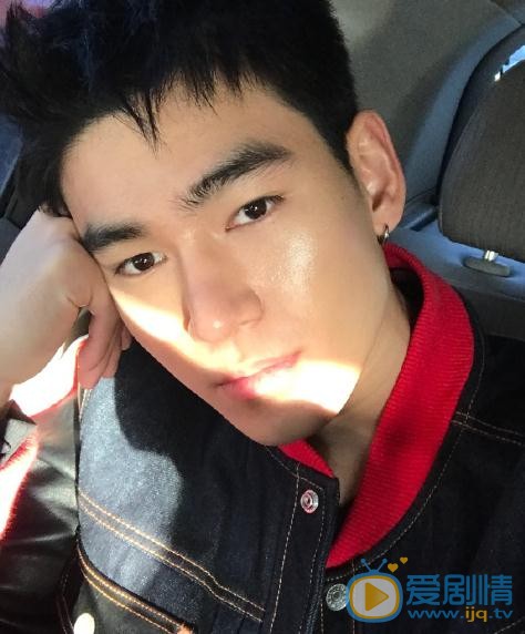 陈叶生生活照 陈叶生高清写真_陈叶生高清剧照