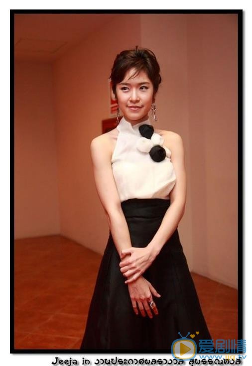 杰佳·亚宁活动照 杰佳·亚宁高清写真_杰佳·亚宁高清剧照