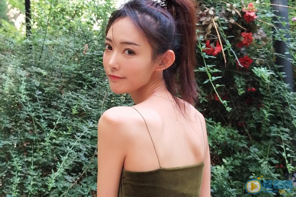 子望街拍大片 子望高清写真_子望高清剧照