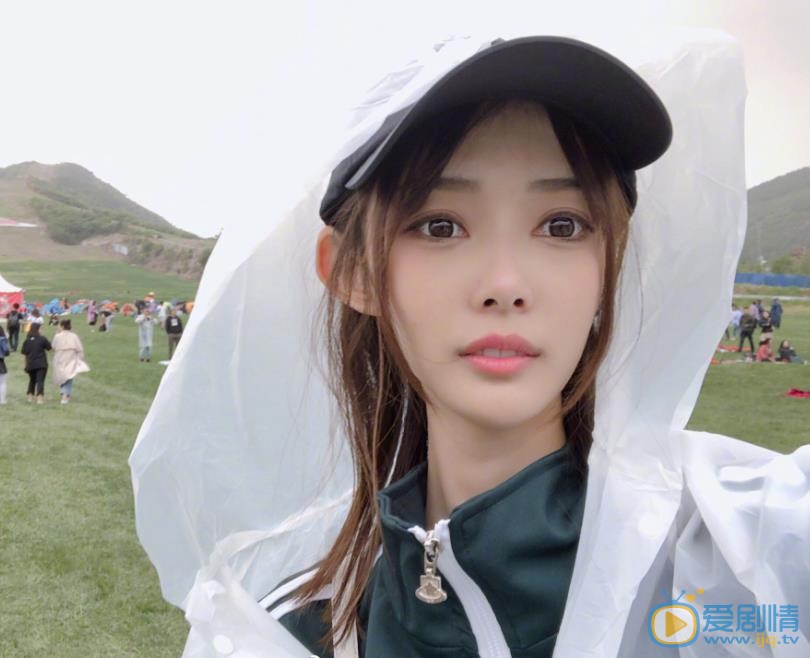 子望素颜照 子望高清写真_子望高清剧照