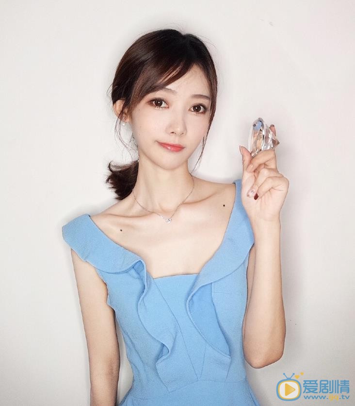子望街拍大片 子望高清写真_子望高清剧照