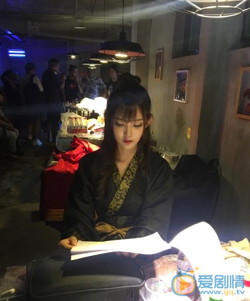 子望素颜照 子望高清写真_子望高清剧照