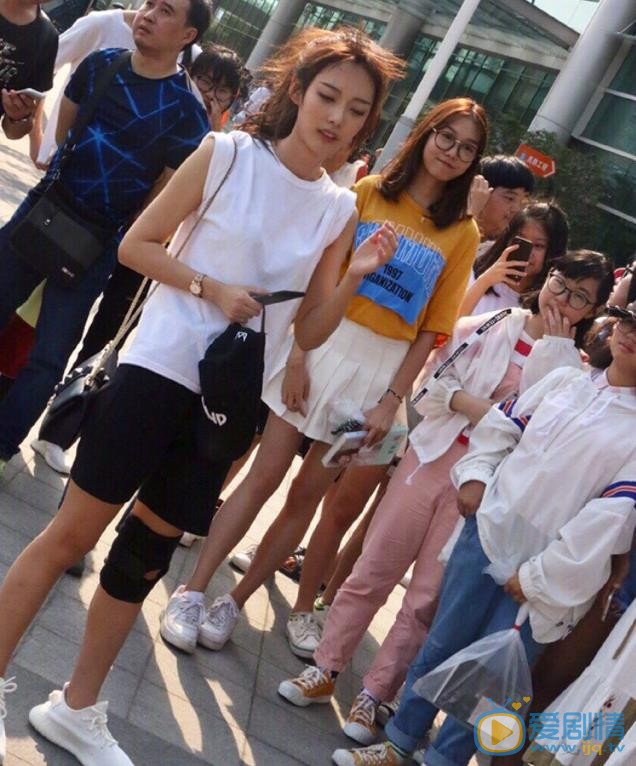 子望书粉见面会 子望高清写真_子望高清剧照