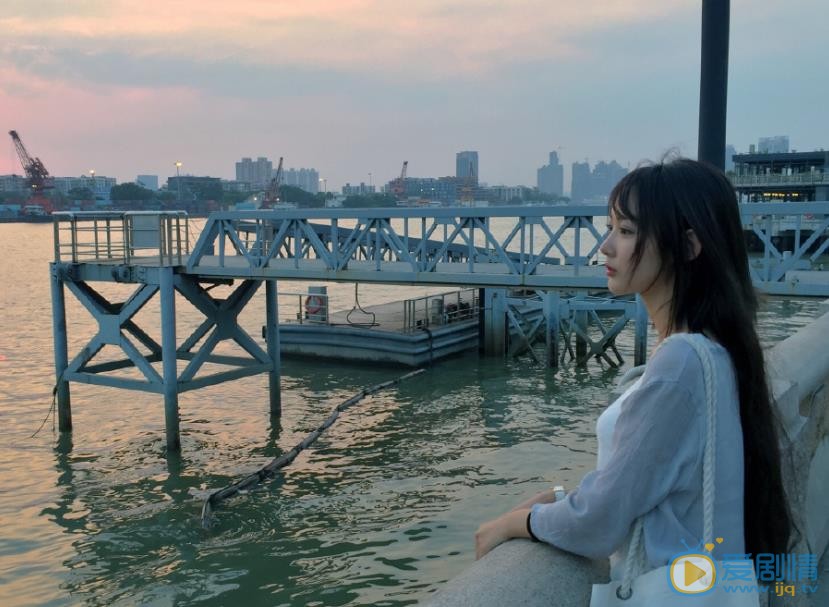 子望旅行生活照 子望高清写真_子望高清剧照