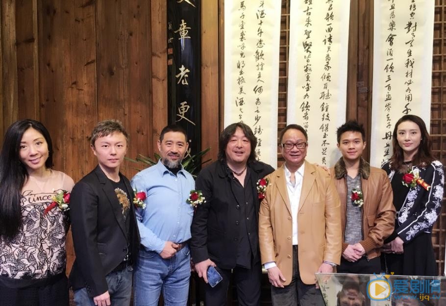 徐沅澔与人合照 徐沅澔高清写真_徐沅澔高清剧照