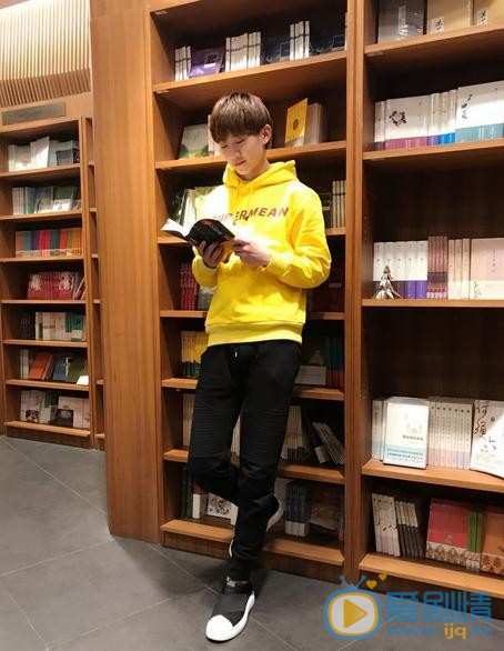 刘锐生活照 刘锐高清写真_刘锐高清剧照