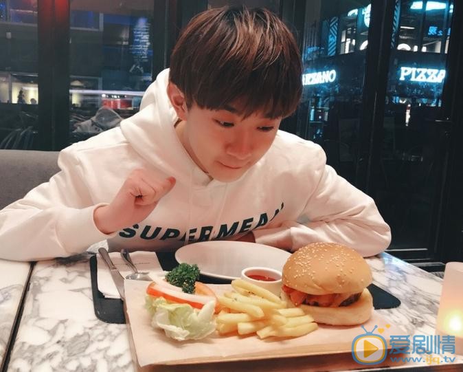 刘锐生活照 刘锐高清写真_刘锐高清剧照