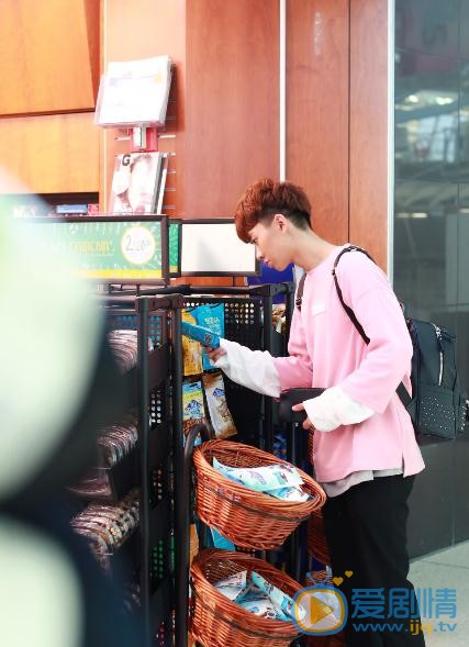 刘锐生活照 刘锐高清写真_刘锐高清剧照