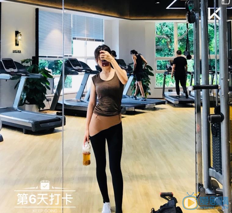 王若伊运动健身照 王若伊高清写真_王若伊高清剧照