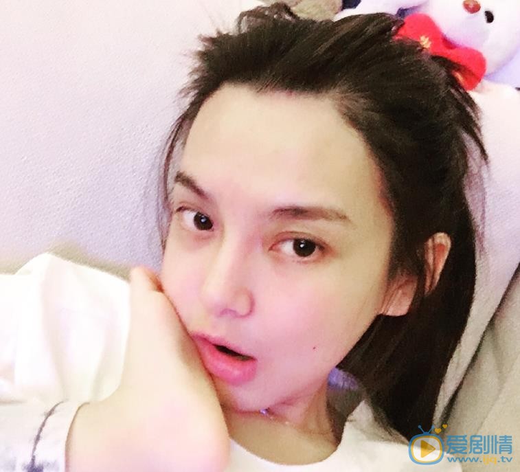 王若伊生活照 王若伊高清写真_王若伊高清剧照