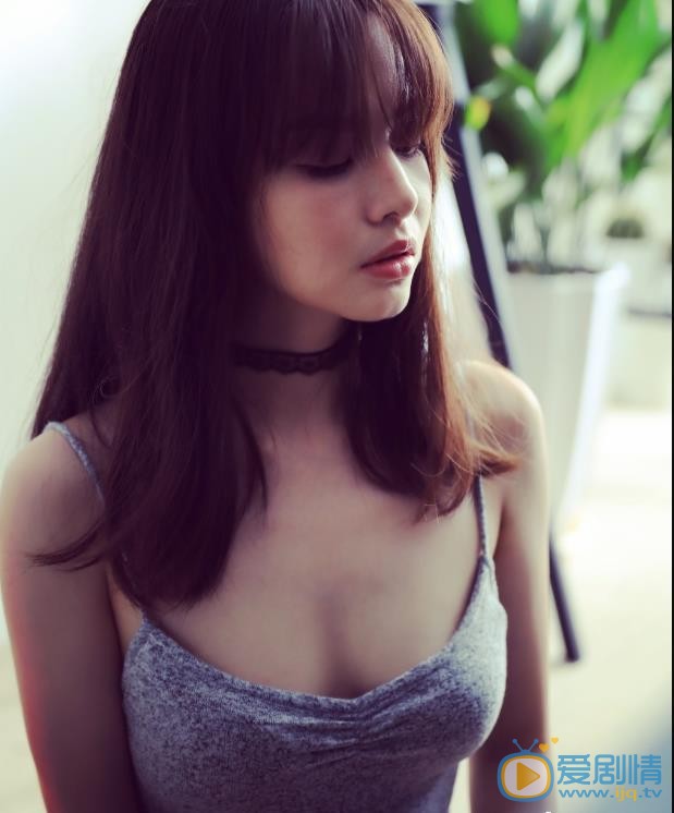 王若伊性感比基尼 王若伊高清写真_王若伊高清剧照