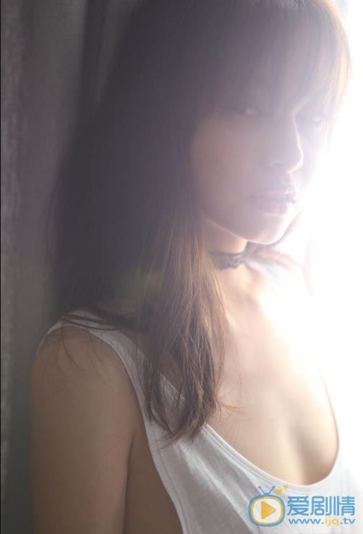 王若伊性感比基尼 王若伊高清写真_王若伊高清剧照