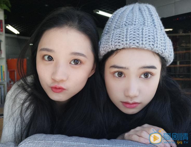 倪珂欣与人合照 倪珂欣高清写真_倪珂欣高清剧照