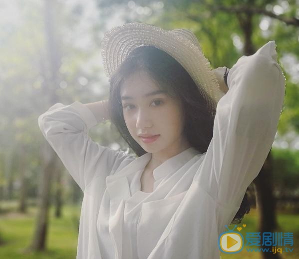 倪珂欣气质写真 倪珂欣高清写真_倪珂欣高清剧照