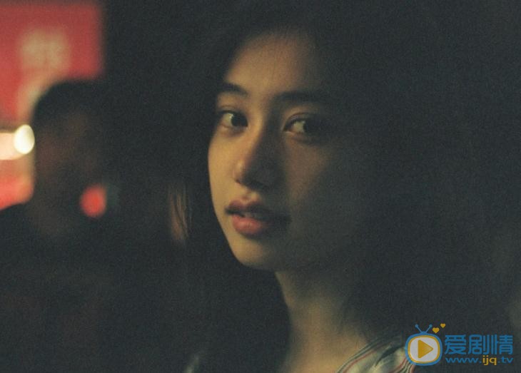 倪珂欣夜色写真 倪珂欣高清写真_倪珂欣高清剧照