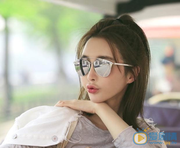孙雅街拍写真 孙雅高清写真_孙雅高清剧照