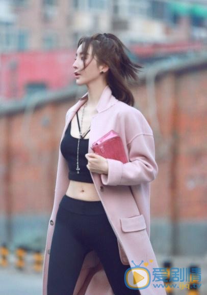 孙雅街拍写真 孙雅高清写真_孙雅高清剧照