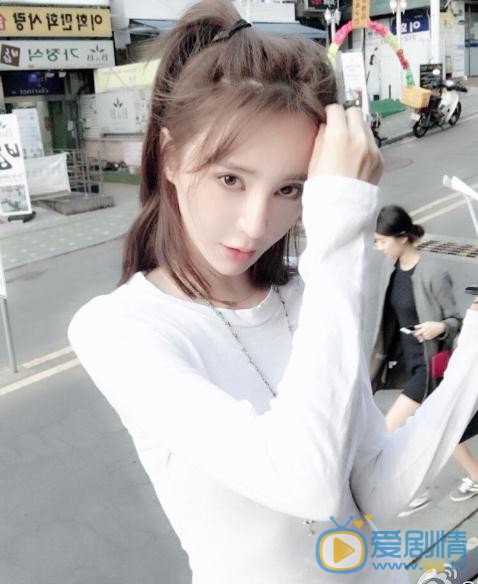 孙雅街拍写真 孙雅高清写真_孙雅高清剧照