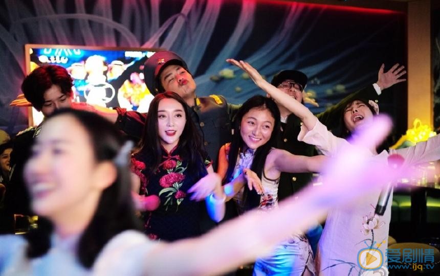 孙雅与人合照 孙雅高清写真_孙雅高清剧照