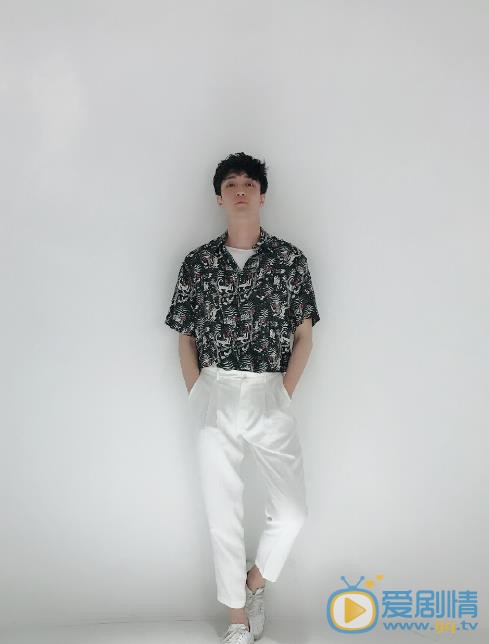 李果帅气写真 李果高清写真_李果高清剧照