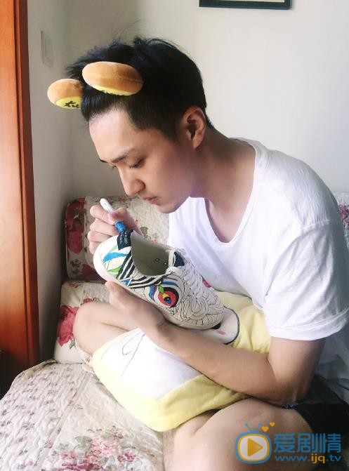 李果生活照 李果高清写真_李果高清剧照