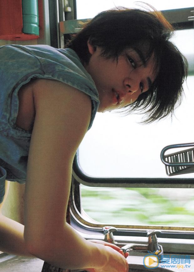 王安宇怀旧写真 王安宇高清写真_王安宇高清剧照