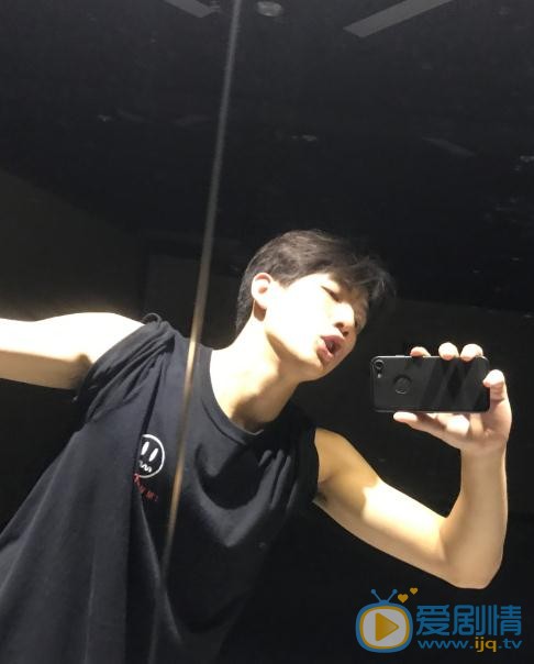 王安宇生活照 王安宇高清写真_王安宇高清剧照