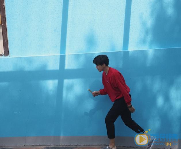 王安宇街拍写真 王安宇高清写真_王安宇高清剧照