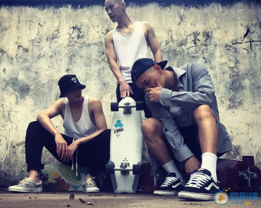 许凯运动健身照 许凯高清写真_许凯高清剧照