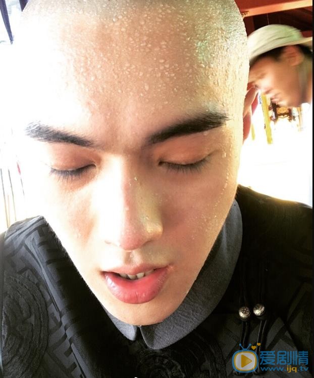 许凯片场照 许凯高清写真_许凯高清剧照