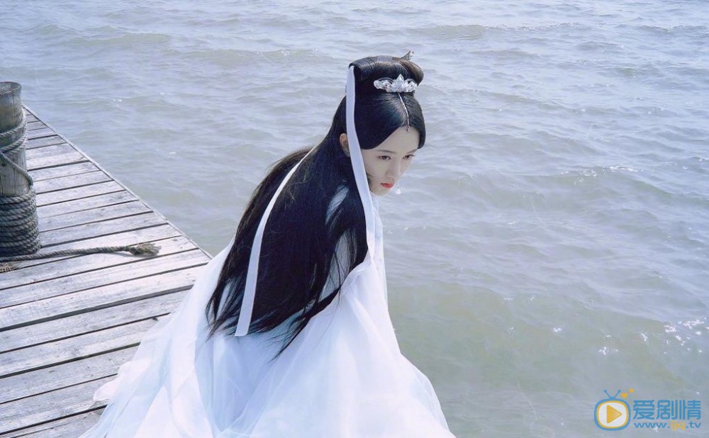 新白娘子传奇剧情介绍(1-36集大结局)