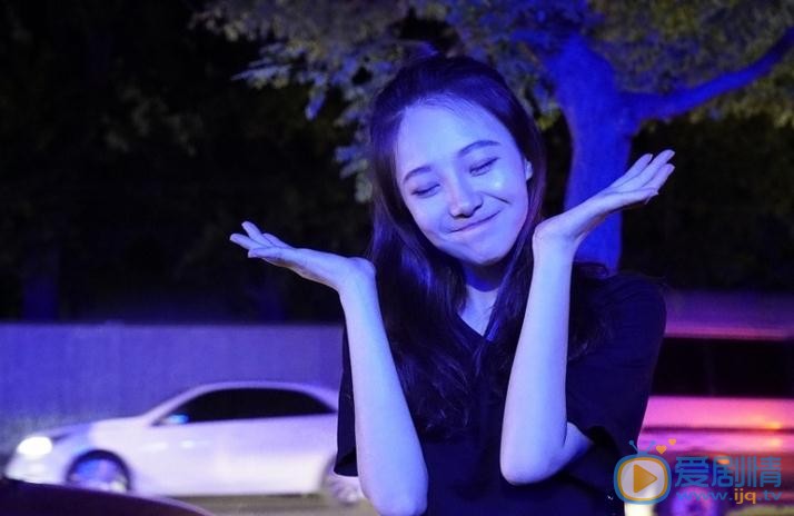 王馨悦夜色写真 王馨悦高清写真_王馨悦高清剧照