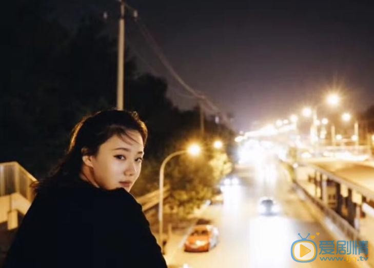 王馨悦夜色写真 王馨悦高清写真_王馨悦高清剧照