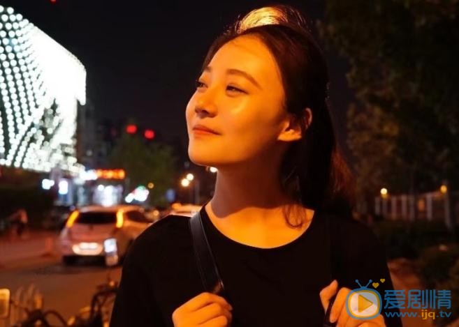 王馨悦夜色写真 王馨悦高清写真_王馨悦高清剧照