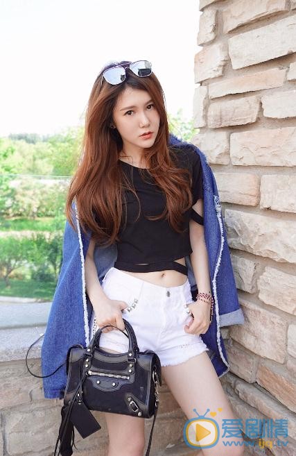 程意涵街拍写真 程意涵高清写真_程意涵高清剧照