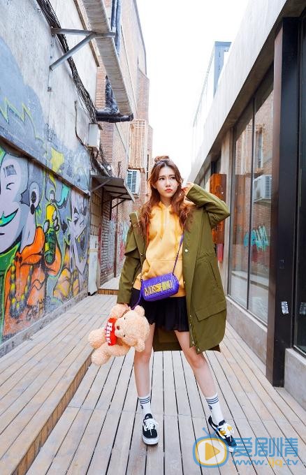 程意涵街拍写真 程意涵高清写真_程意涵高清剧照