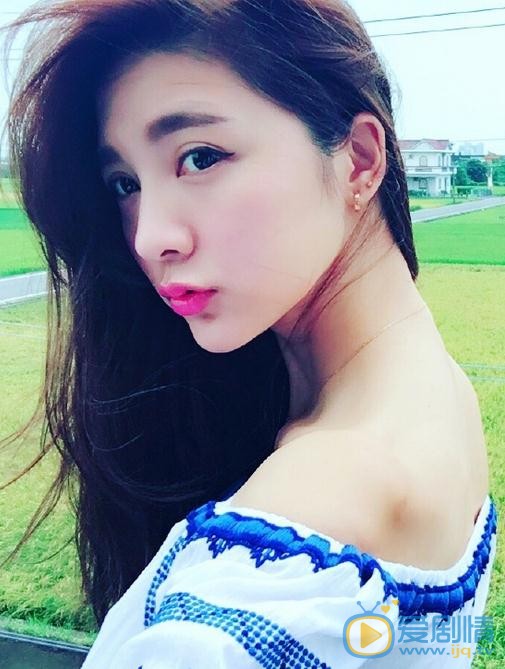吴亚馨生活照 吴亚馨高清写真_吴亚馨高清剧照