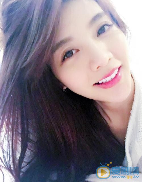 吴亚馨生活照 吴亚馨高清写真_吴亚馨高清剧照
