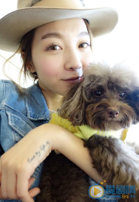 吴亚馨生活照 吴亚馨高清写真_吴亚馨高清剧照