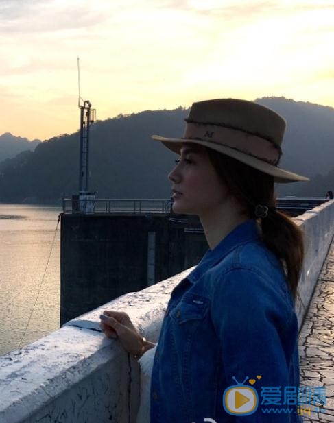 吴亚馨生活照 吴亚馨高清写真_吴亚馨高清剧照