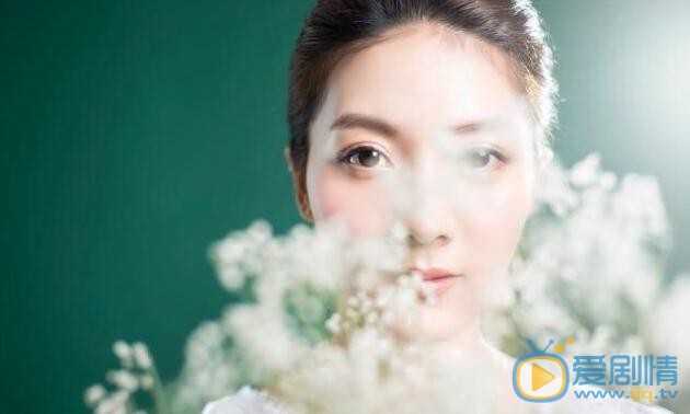 吴亚馨写真 吴亚馨高清写真_吴亚馨高清剧照