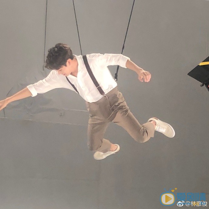 林彦俊片场照 林彦俊高清写真_林彦俊高清剧照