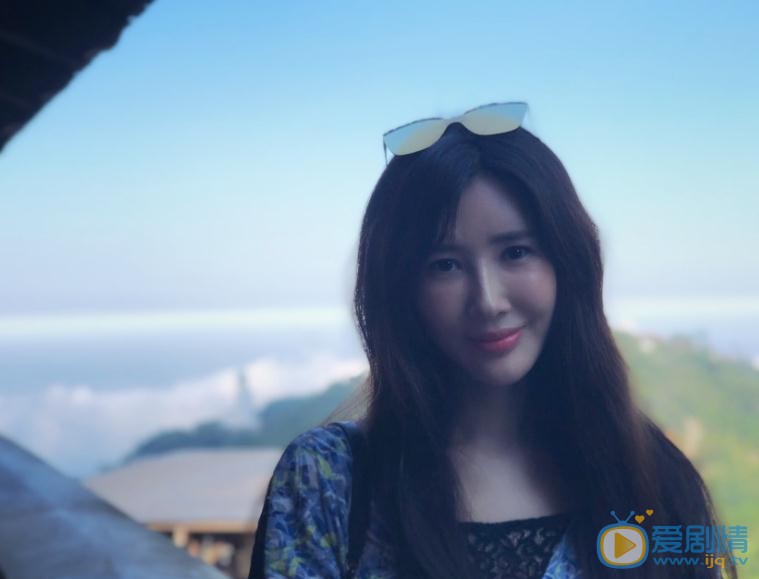 吕夏街拍写真 吕夏高清写真_吕夏高清剧照