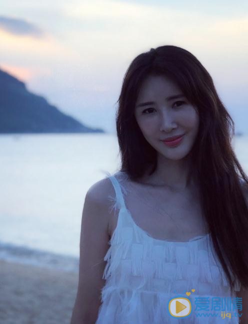 吕夏街拍写真 吕夏高清写真_吕夏高清剧照