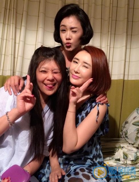 吕夏与人合照 吕夏高清写真_吕夏高清剧照