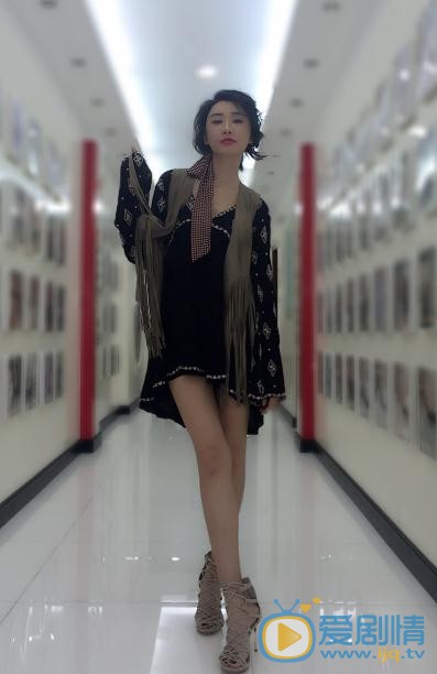 吕夏街拍写真 吕夏高清写真_吕夏高清剧照