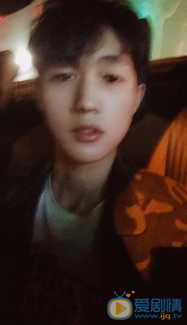 李明源生活照 李明源高清写真_李明源高清剧照