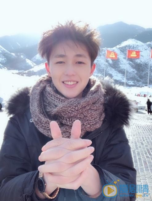 李明源生活照 李明源高清写真_李明源高清剧照