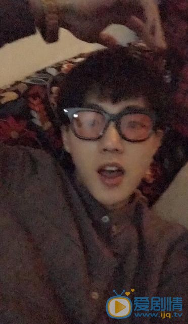 李明源生活照 李明源高清写真_李明源高清剧照