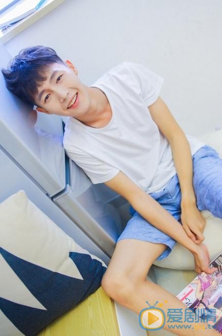 李明源写真 李明源高清写真_李明源高清剧照